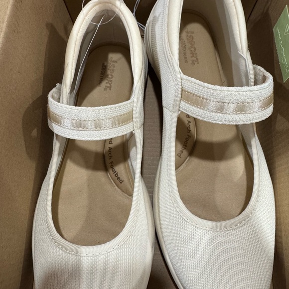 New🌿 J Sport Women's Melody Mary Jane Cream Shoes - Picture 5 of 16